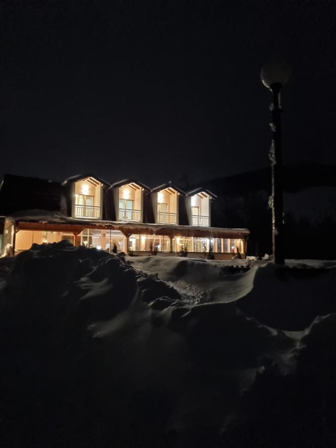 Honey Valley Bjelasnica Bed & Breakfast Екстериор снимка