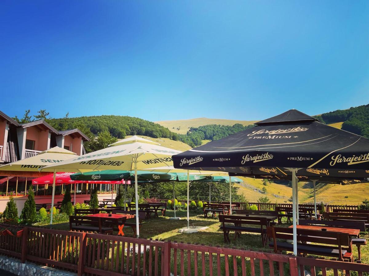 Honey Valley Bjelasnica Bed & Breakfast Екстериор снимка